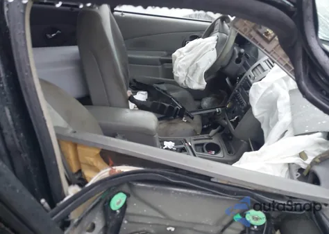 2005 Chevrolet Malibu z USA, uszkodzony, nr VIN 1G1ZS52F55F263887